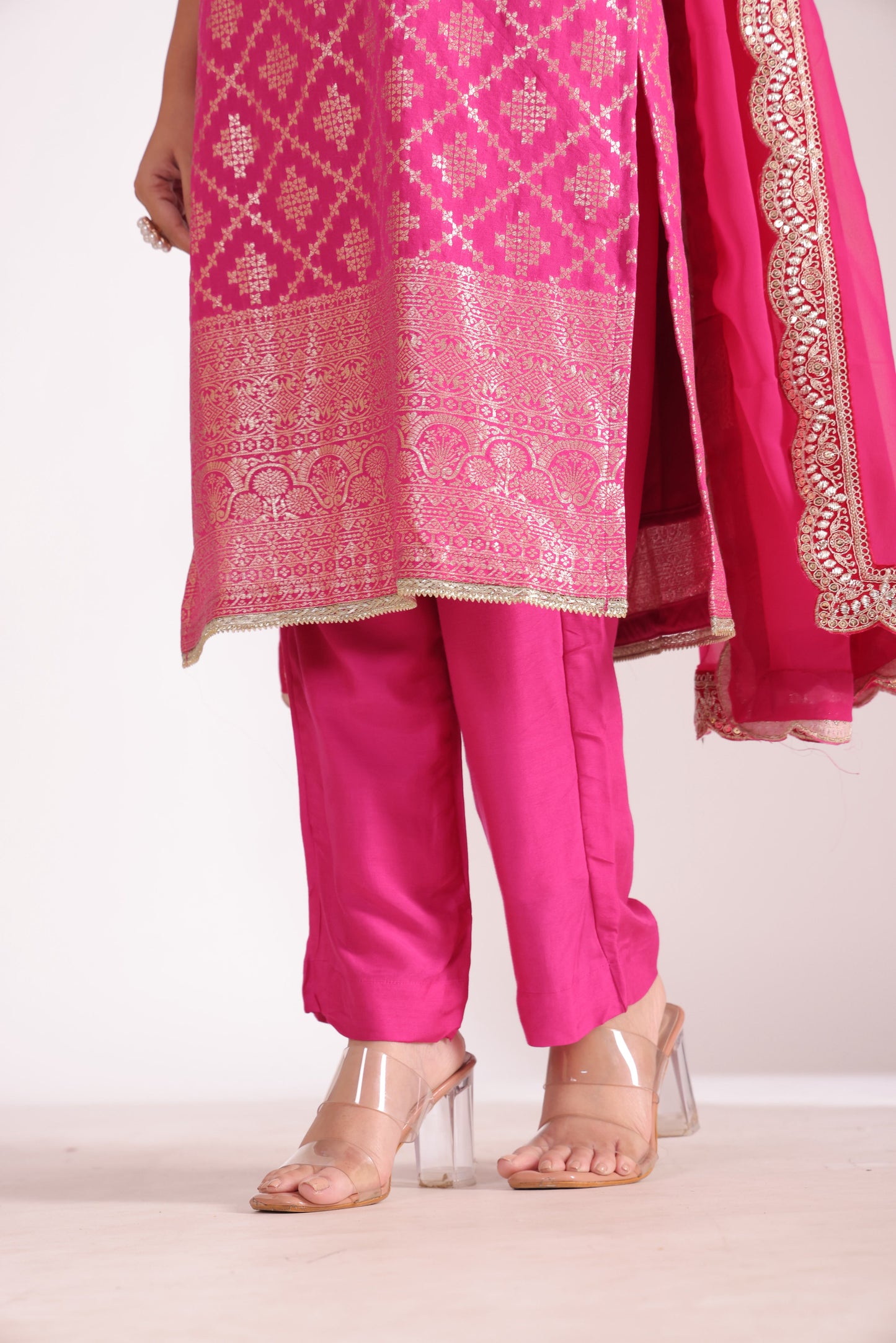 Noorika Fuschia Chanderi Kurta with Pant and dupatta- set of 3