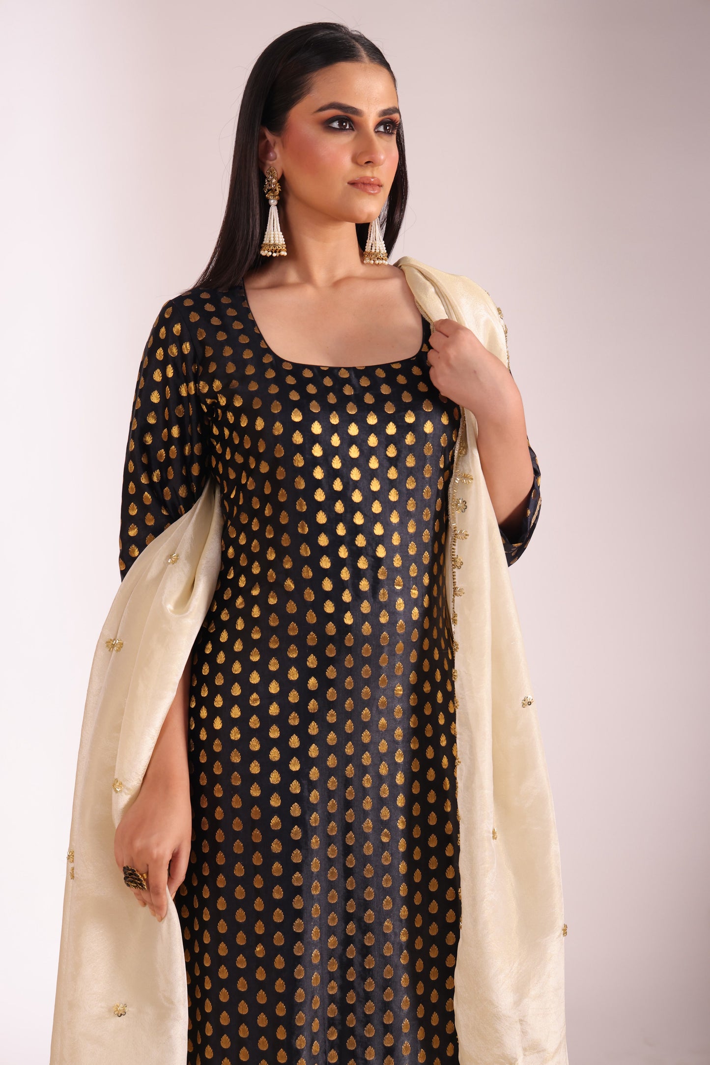 Noorika Black Kurta with pant and dupatta- set of 3