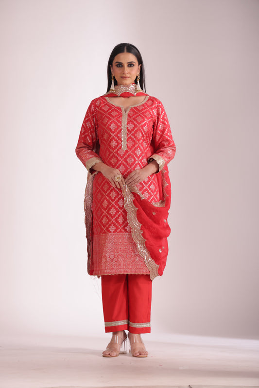 Noorika Red Chanderi Kurta with Pant and dupatta- set of 3