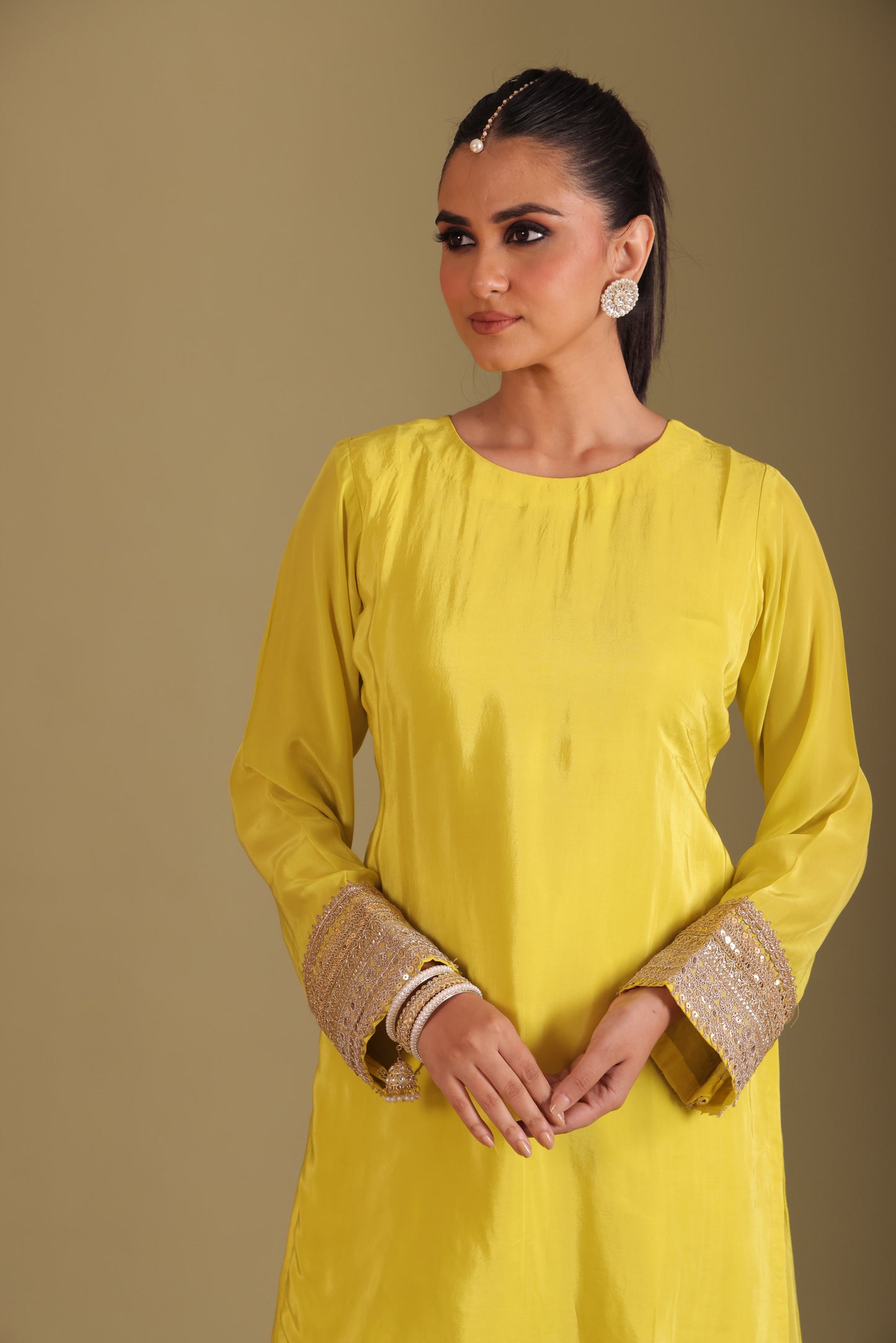 Jhalak Lime Kurta with Dhoti Pant and Dupatta- set of 3