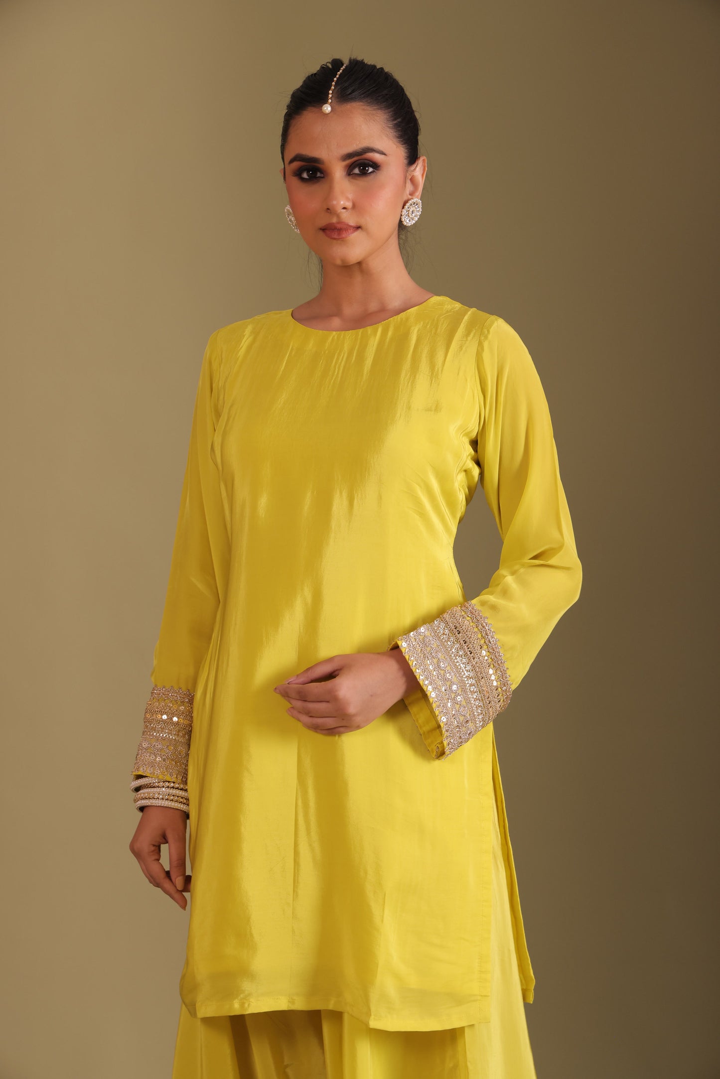 Jhalak Lime Kurta with Dhoti Pant and Dupatta- set of 3