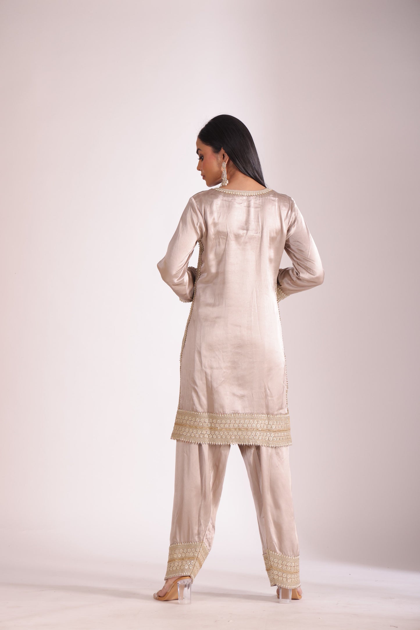 Jhalak Beige Kurta with Farsi Salwar and Dupatta- set of 3