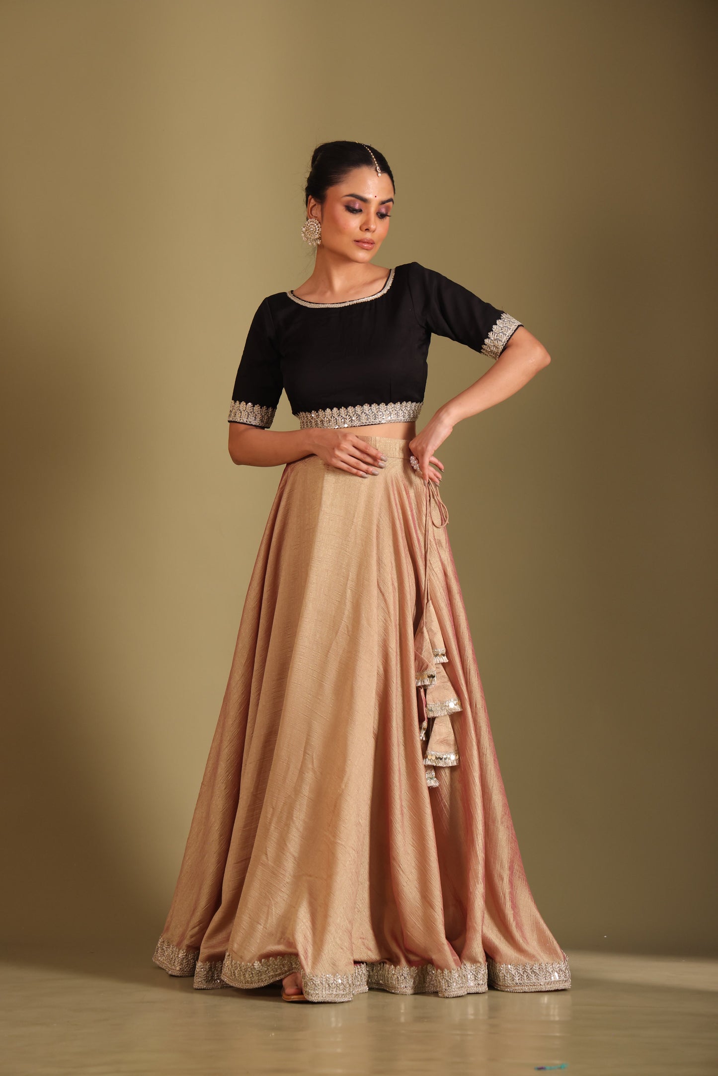 Jhalak Blouse with Lehenga and Dupatta- set of 3