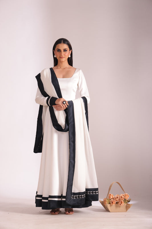 Jhalak White Anarkali with Chooridar and Dupatta- set of 3