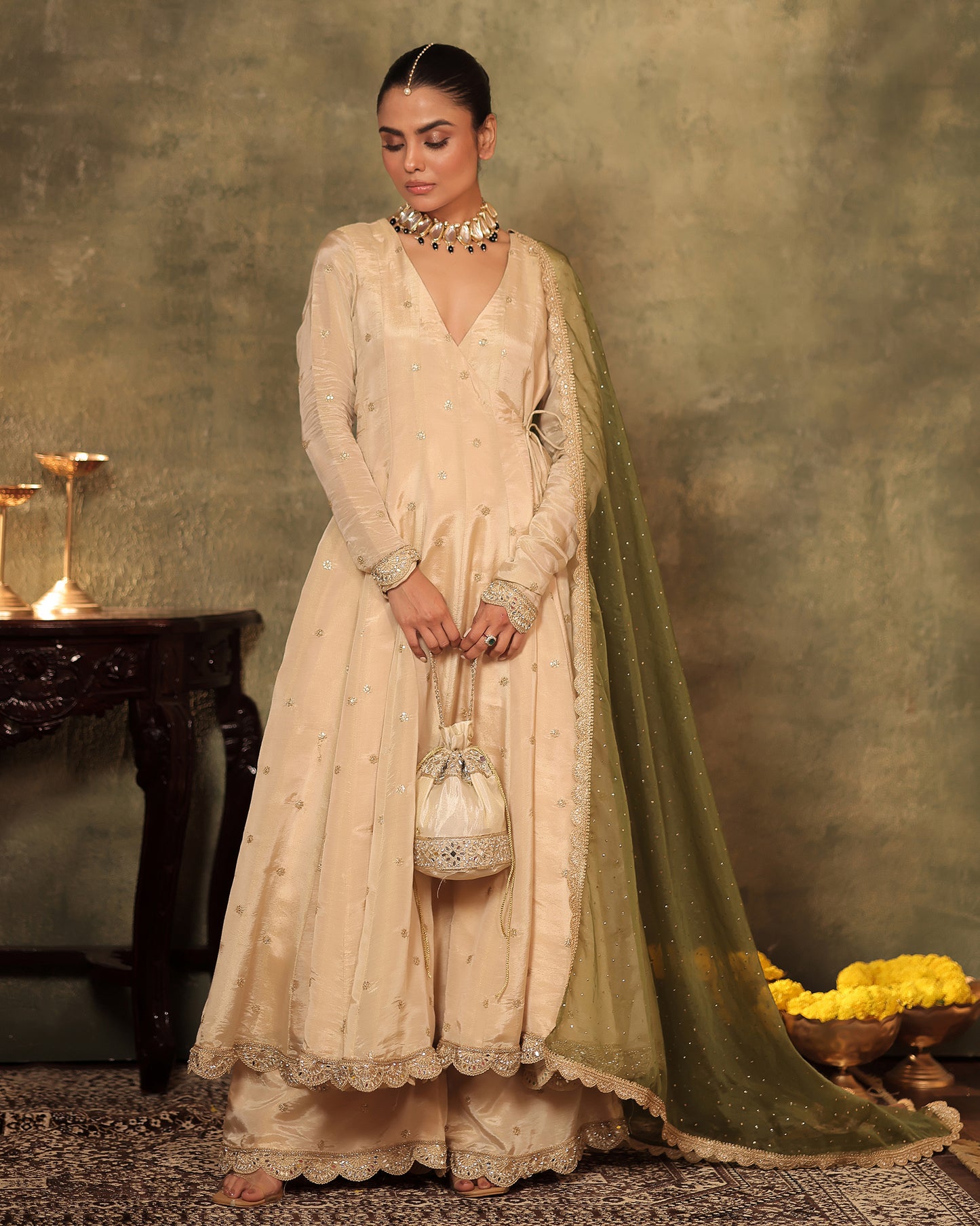 Sunheri Tissue Silk Potli