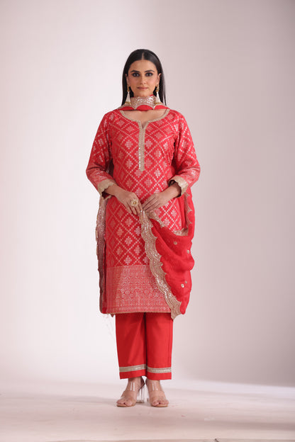 Noorika Red Chanderi Kurta with Pant and dupatta- set of 3