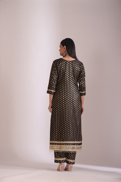 Noorika Black Kurta with pant and dupatta- set of 3