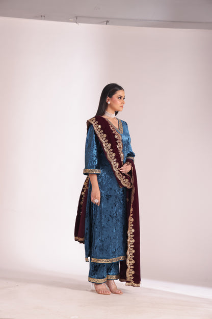 Noor-E-Zar Teal Velvet Kurta with velvet pants and Shawl - Set of 3