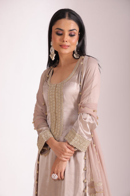 Jhalak Beige Kurta with Farsi Salwar and Dupatta- set of 3