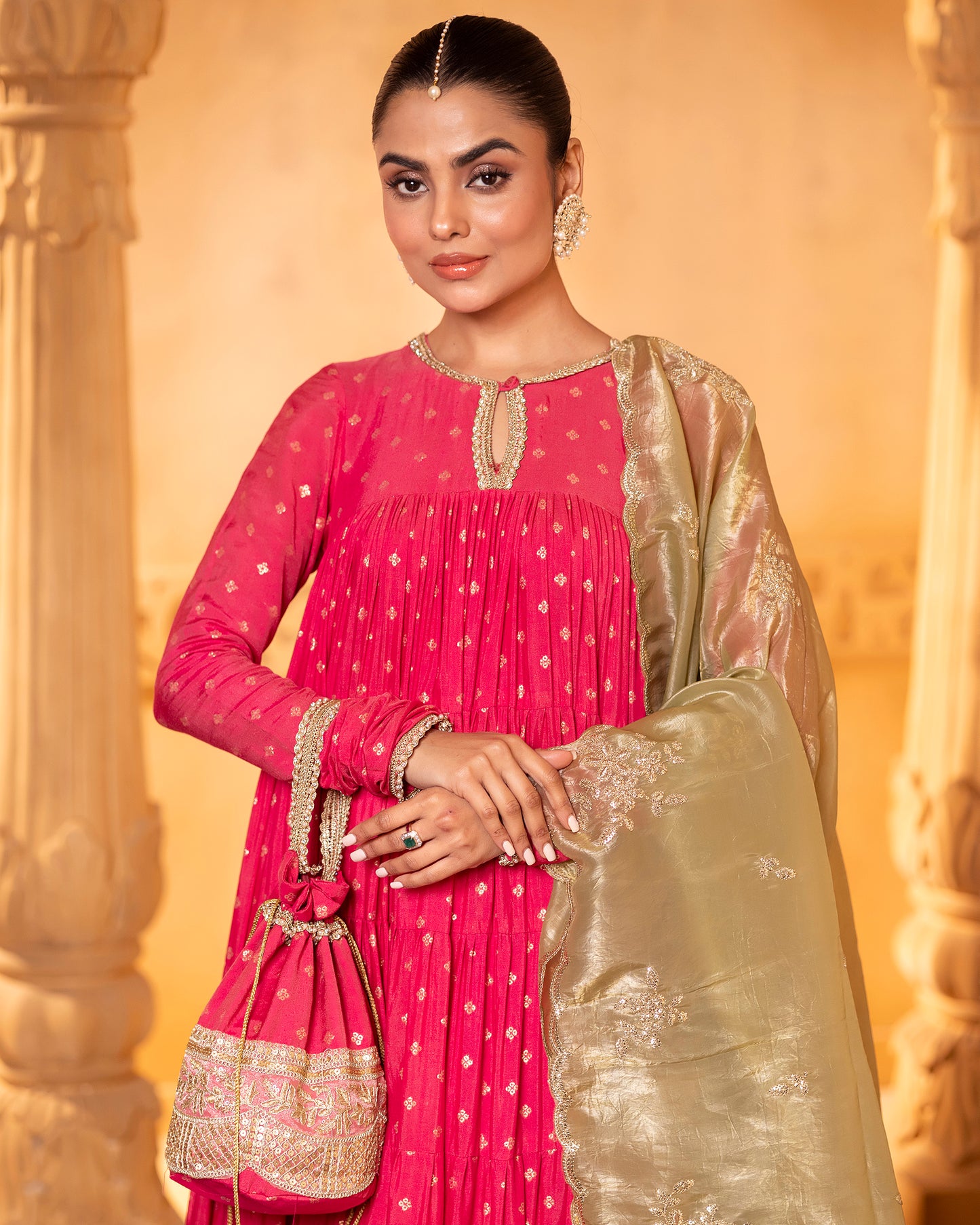 Tana Bana Rani Pink Potli