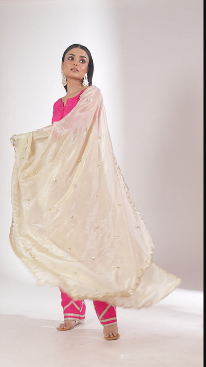 Mastani Fuschia Chanderi Kurta and Pant with dupatta- set of 3